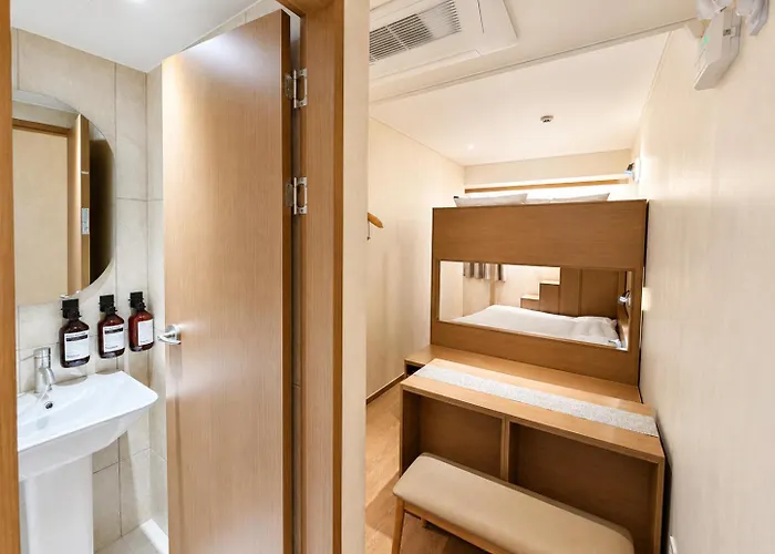 Sonoce Dongdaemun - Private Bathroom & Premium ホステル ソウル特別市